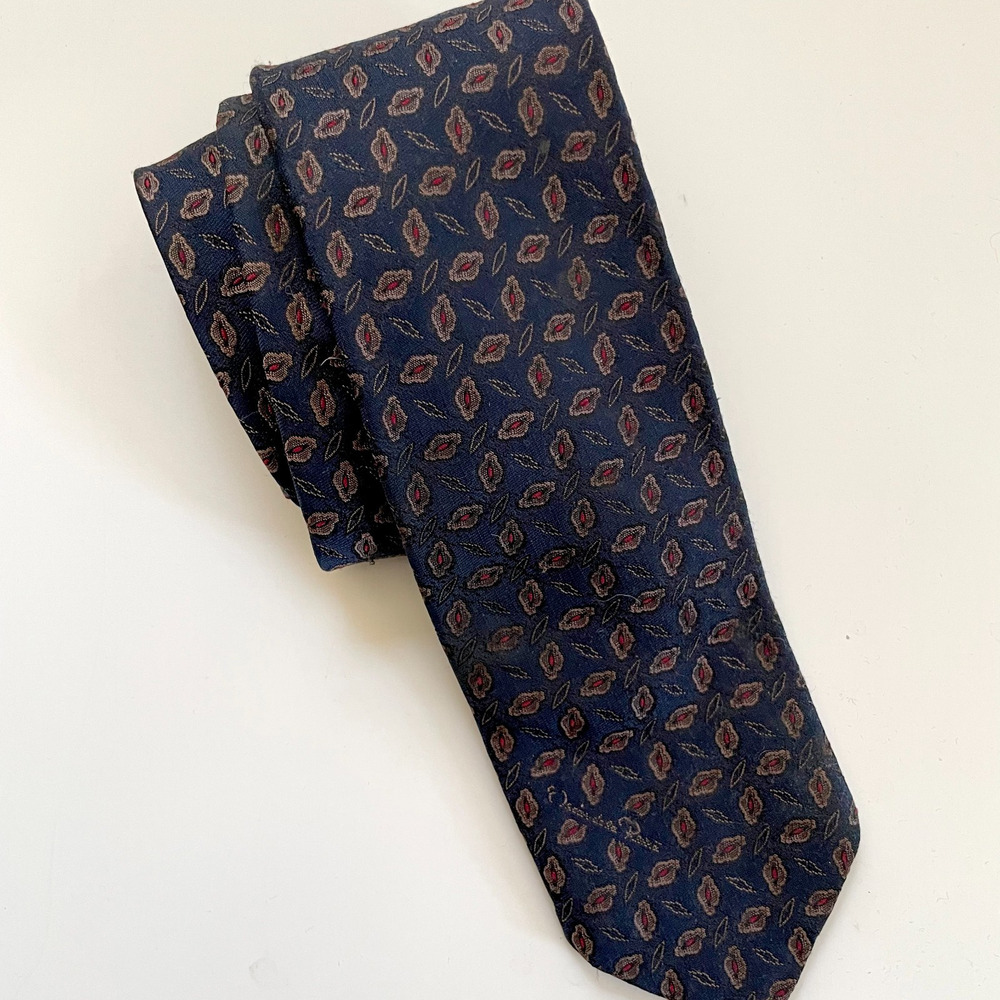 Vintage Oscar De La Renta Silk Neck Tie Blue Red Italy 3" x 60"